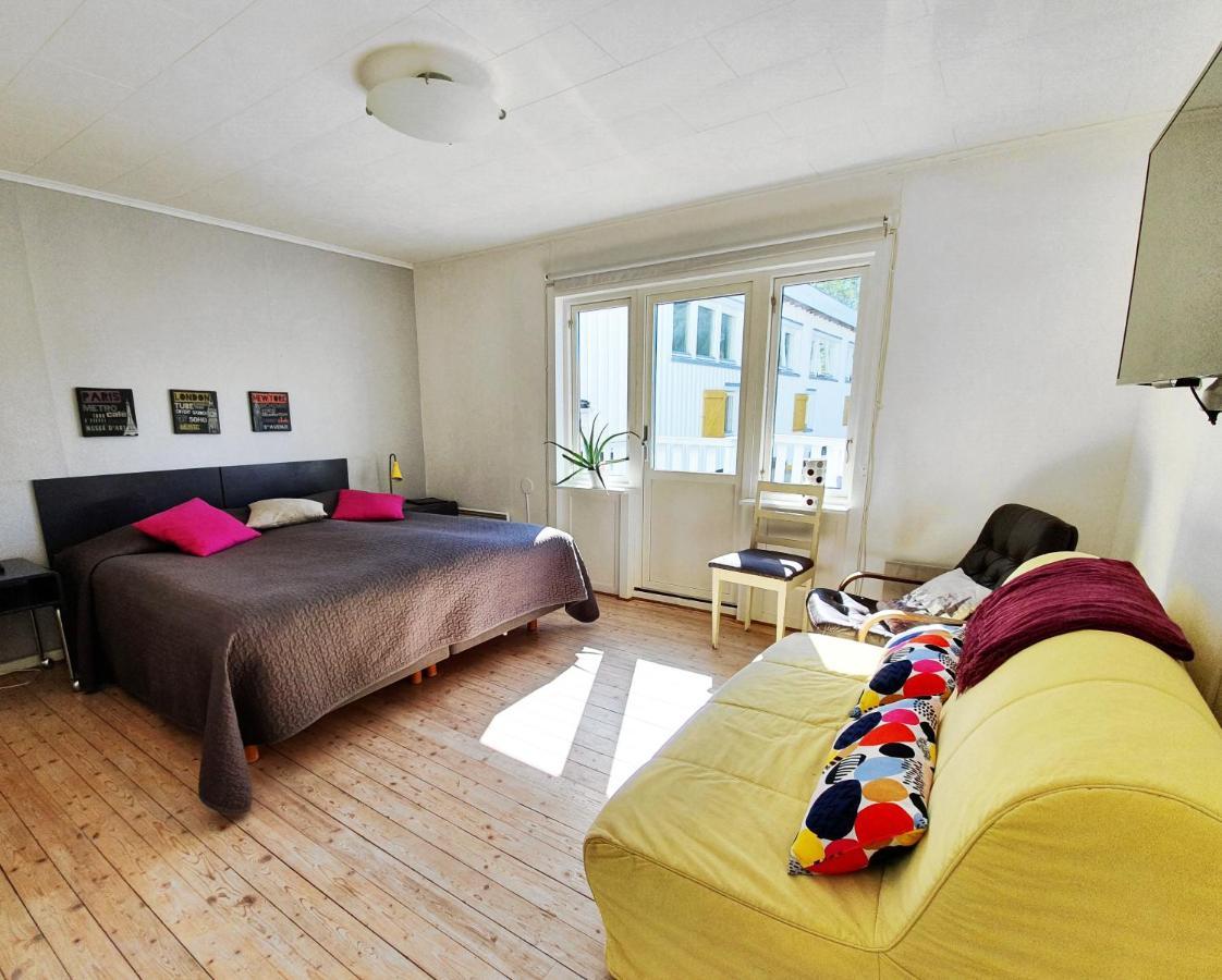 Noesundsgarden Hotell & Vandrarhem Bagian luar foto